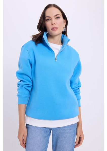 Kadın Relax Fit Rahat Kesim Pamuklu İçi Polarlı Yarım Fermuarlı Mavi Dik Yaka Sweatshirt