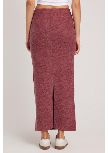 Kadın Slim Fit Dar Kesim Yırtmaçlı Bordo Etek