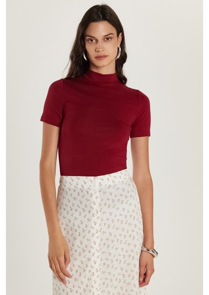 Kadın Standart Fit Kısa Kollu Yarım Balıkçı Yaka Bordo Bluz