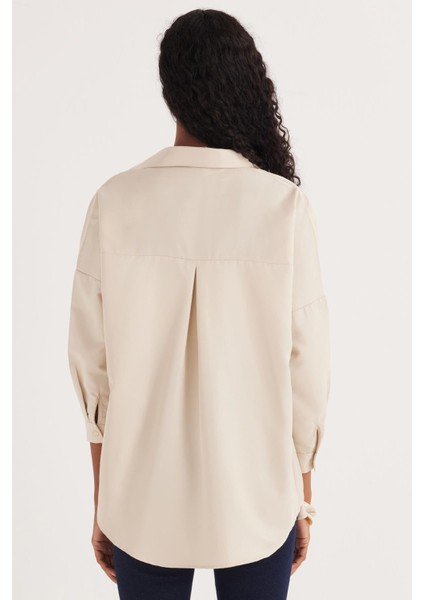 Kadın Oversize Rahat Kesim Spor Yaka Uzun Kollu Basic Düz Bej Gömlek