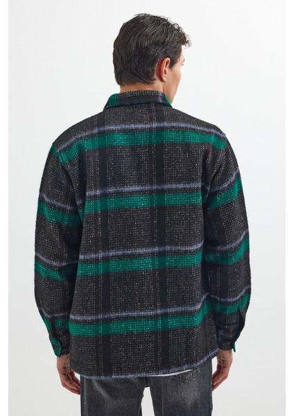 Erkek Relax Fit Rahat Kesim Tek Cepli Kareli Kışlık Oduncu Gömlek