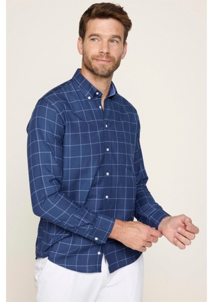 Erkek Regular Fit Klasik Kesim Düğmeli Yaka Küçük Kareli Pamuklu Lacivert Gömlek