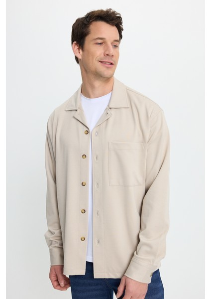 Erkek Relax Fit Rahat Kesim Uzun Kollu Düz Örme Kumaş Yandan Yırtmaçlı Bej Gömlek