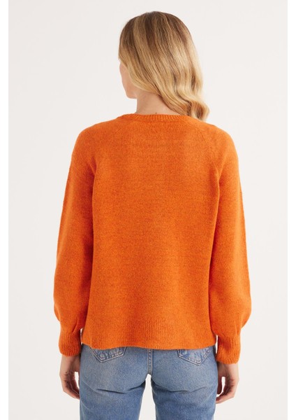 Kadın Oversize Geniş Kesim Düğmeli Yaka Kiremit Kazak