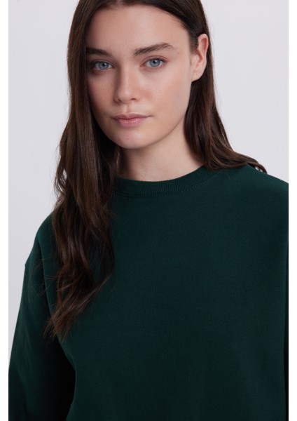 Kadın Oversize Geniş Kesim Pamuklu Bisiklet Yaka Yeşil Sweatshirt