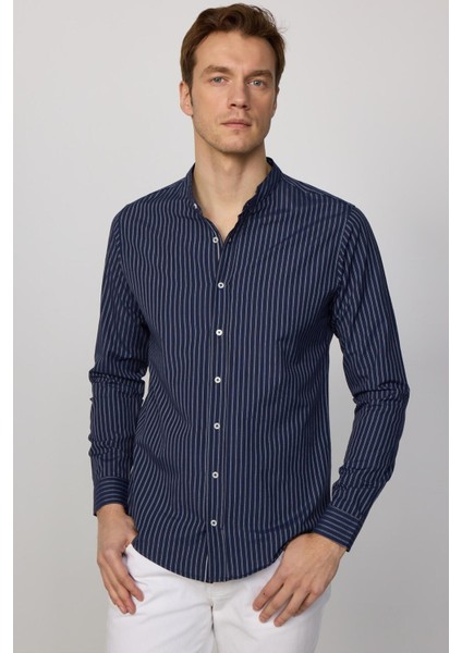 Slim Fit Uzun Kollu Hakim Yaka Pamuklu Kolay Ütü Çizgili Erkek Lacivert Gömlek