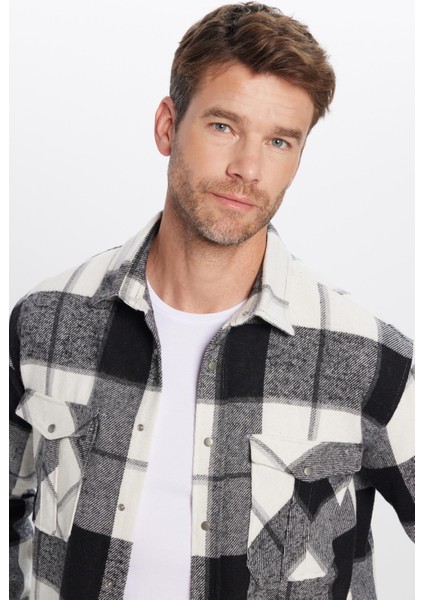 Erkek Relax Fit Rahat Kesim Oduncu Çift Cep Düğmeli Kareli Kışlık Gömlek