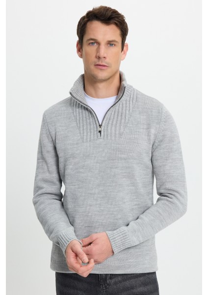 Erkek Slim Fit Dar Kesim Armürlü Fermuarlı Gri Dik Yaka Kazak