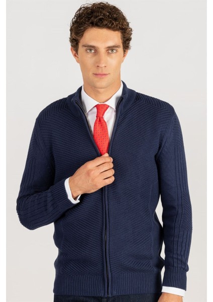 Erkek Standart Fit Normal Kesim Kendinden Desenli Lacivert Hırka