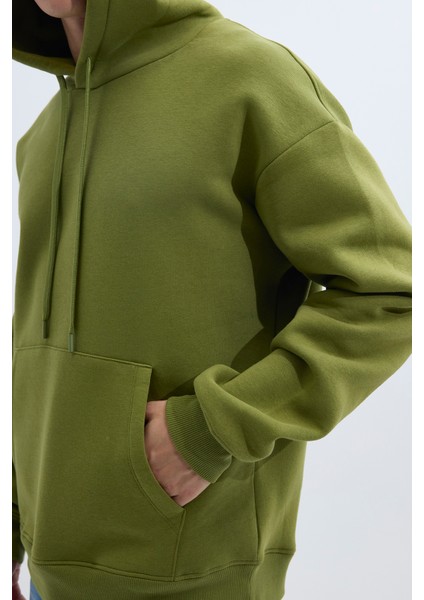 Unisex Oversize Geniş Kesim Pamuklu Yumuşak Dokulu İçi Polarlı Basic Yeşil Renk Kapüşonlu Sweatshirt modelleri