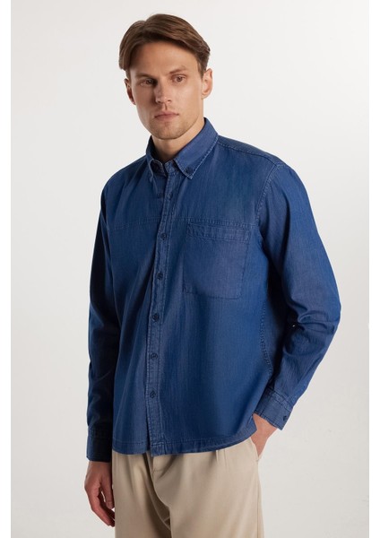Regular Fit Rahat Kesim Cepli Denim Düğmeli Yaka Mavi Kot Gömlek