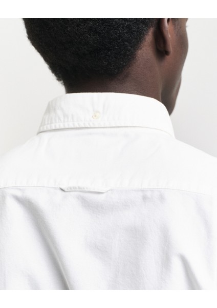 Erkek Beyaz Slim Fit Klasik Yaka Oxford Gömlek 3000202.110