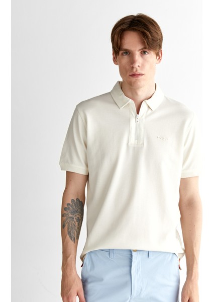 Erkek Krem Regular Fit Logolu Polo 2425120T.113 fırsatları