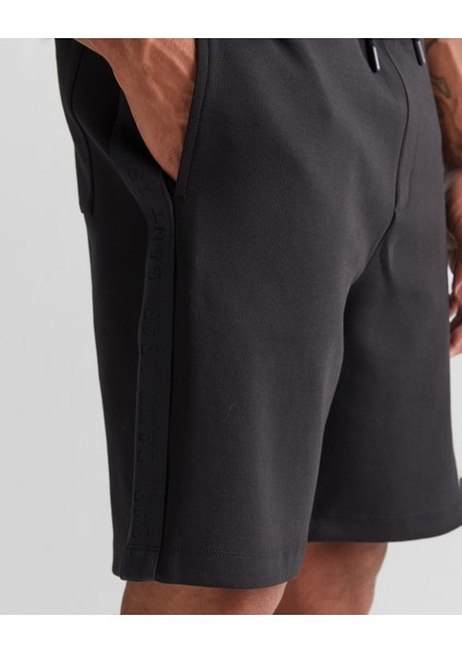 Erkek Siyah Regular Fit Logolu Şort 2825122T.5 indirimleri