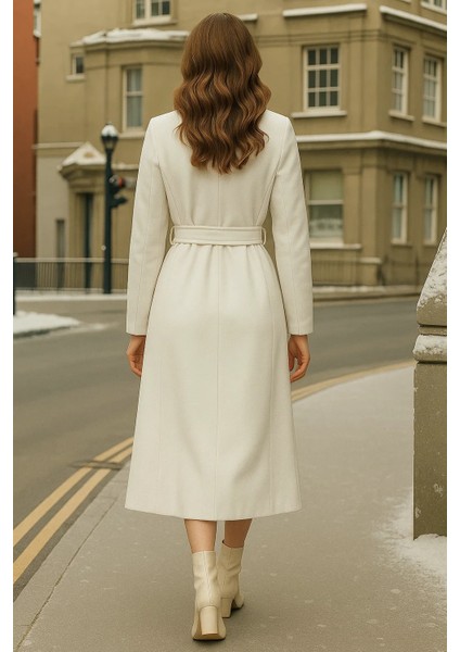 Kadın Kruvaze Premium Beyaz Kaşe Kaban indirimleri