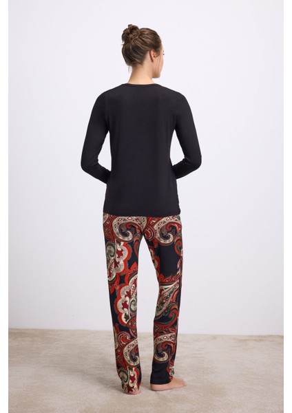 Kadın Desenli Pantolonlu V-Yaka Uzun Kollu Pijama Takımı (11544) fiyatları