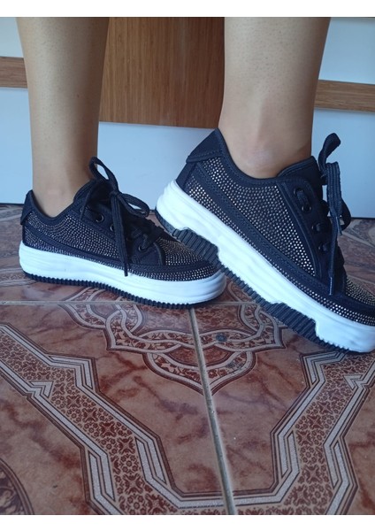 Kadın Yüksek Taban Rahat Şık Günlük Spor Ayakkabı Siyah Renk