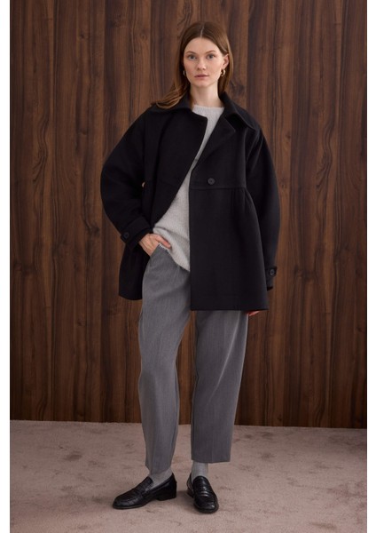 Büzgü Detaylı Kaban Siyah fırsatları