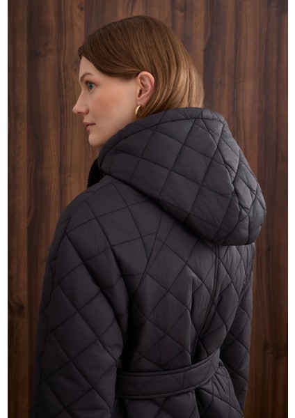 Uzun Kapitone Mont Siyah fiyatları