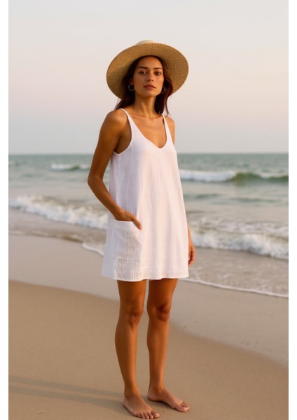 Kadın Beyaz Mini Cepli Tulum Plaj Elbisesi – Şık, Rahat ve 4 Mevsim Kullanıma Uygun fiyatları