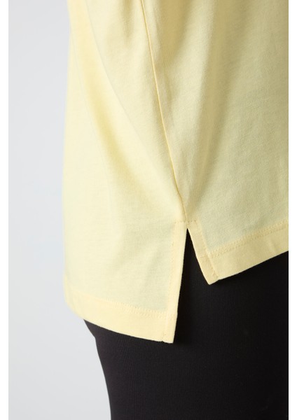 Sarı Penye Modal Yumuşak Tuşeli Oversize Fit Basic Kadın T-Shirt- 97285