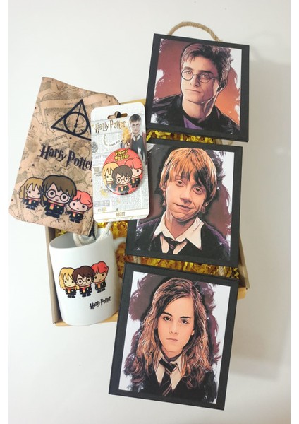 Yılbaşı Özel Hediye Seti Rozet , Ahşap Duvar Süsü, Bez Kalemlik, Kupa