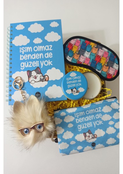 Yılbaşı Özel Hediye Seti İşim Olmaz Benden De Güzeli Yok Defter, Kokulu Mum, Göz Bandı,Anahtarlık, Kalemlik modelleri