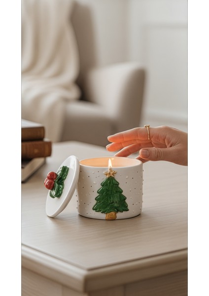 24K Altın Süslemeli Çam Ağacı ve Kar Temalı Seramik Mumluk Yılbaşı Yeni Yıl Hediyesi