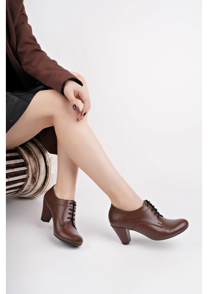 Tarçın Hakiki Deri Günlük Kadın Topuklu Ayakkabı TRC50-1070 modelleri