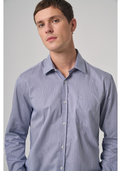 Erkek Lacivert Pamuk Trend Çizgili Regular Fit Sert Yaka Gömlek fiyatları