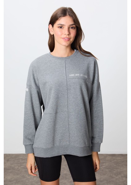 Gri Melanj Kompakt Pamuklu Kalın Pürüzsüz Dokulu O Yaka Oversize Fit Kadın Sweatshirt - 97288