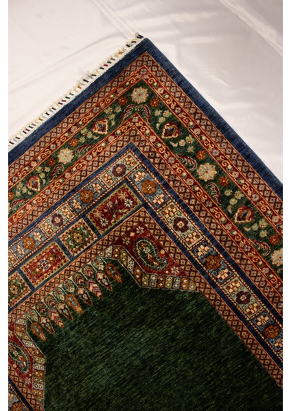 El Dokuma Afgan Halı Yeşil Renk 4 Metre Kare