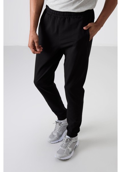 Siyah Pamuk Yumuşak Dokulu Standart Fit Nakışlı Erkek Eşofman Alt - 82133