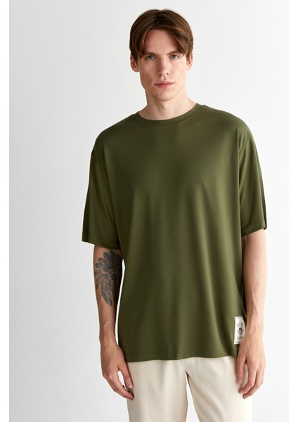 Erkek Yeşil Relaxed Fit Bisiklet Yaka Logolu T-Shirt 2325124T.301 fırsatları