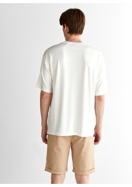 Erkek Krem Relaxed Fit Bisiklet Yaka Logolu T-Shirt 2325124T.113 fiyatları