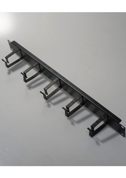 1u 19'' Metal Kancalı Yatay Kablo Organizer Siyah fiyatları