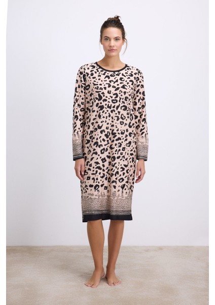 Kadın Uzun Kollu Leopar Desenli ve Doğal Dokulu Gecelik (11539)