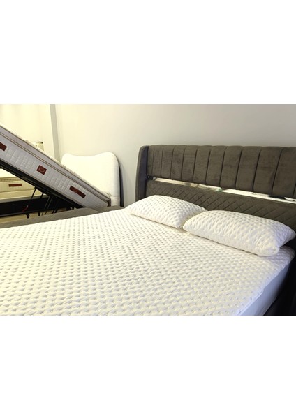 Konfor Opulent Sıvı Geçirmez Yatak Pedi Özellikli Yatak Alezi fırsatları