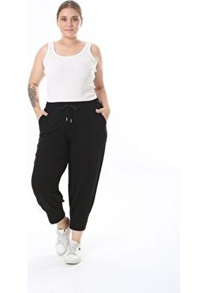 Kadın Büyük Beden Likralı Viskon Kapri Pantolon Rahat Kalıp ve Paça Detaylı