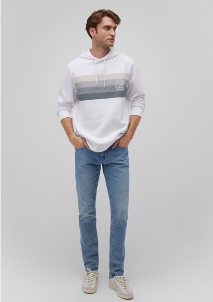 Kapüşonlu Baskılı Beyaz Sweatshirt 0610307-620