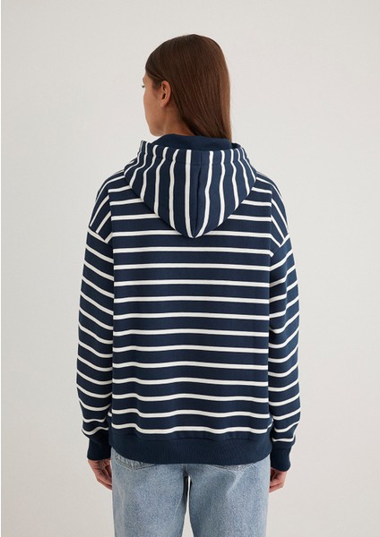 Mavi Logo Baskılı Lacivert Çizgili Sweatshirt 1S10118-81518