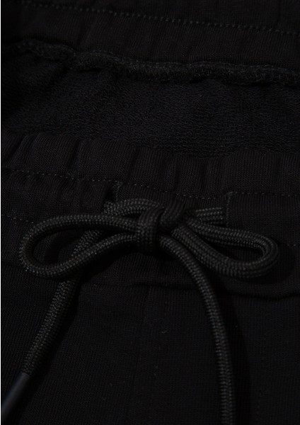 Mavi Baskılı Siyah Şort 0410225-900