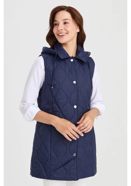 Kadın Kapüşonlu Kapitone Yelek 23406-26K modelleri