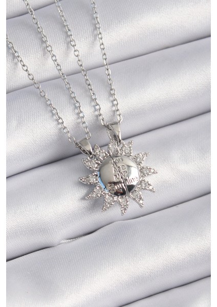 316L Çelik Gümüş Renk Zirkon Taşlı Güneş Model İşleme Yazı Detay Arkadaşlık Kolyesi fiyatları