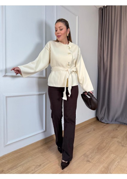 Krem Kuşaklı Triko Hırka modelleri