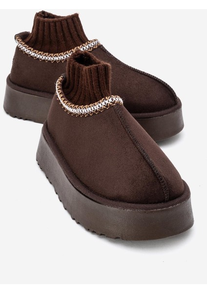 Kalın Tabanlı Mini Çoraplı Bot Kahve