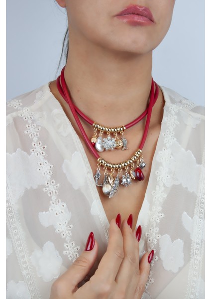 Charm Detaylı Çoklu Tasarım Kırmızı Choker Kolye modelleri