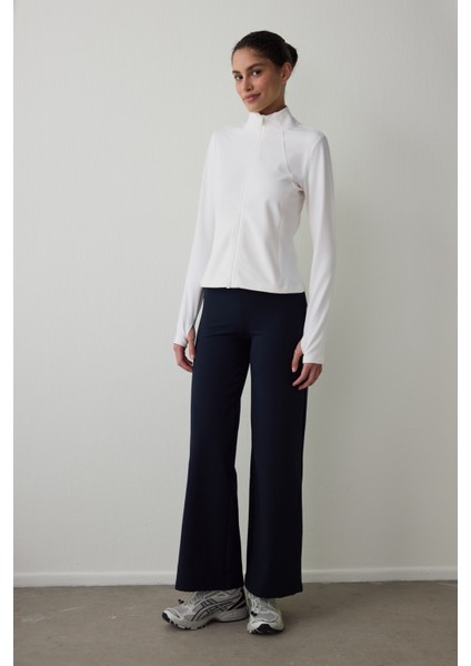 Siyah Termal Etkili Uzun Kollu Fermuarlı Dik Yaka Ceket modelleri