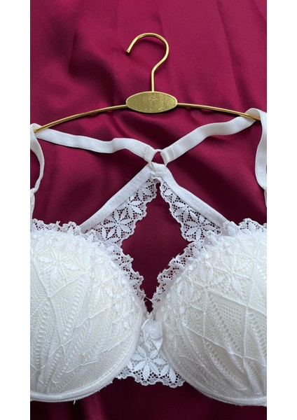 Kadın Beyaz Slikon Dolgulu Sırtı Çapraz Dantelli Sütyen