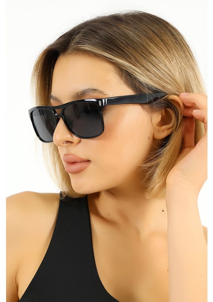 Kadın Siyah Retro UV400 Güneş Gözlüğü 25-23 C2 fiyatları